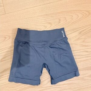 Womens Impact DFYNE shorts size Small